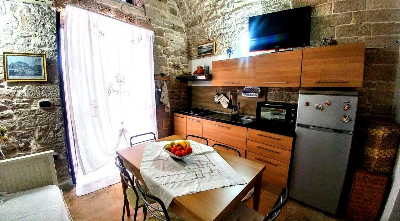 מלון ג'ובינאצו Rubini'S House מראה חיצוני תמונה
